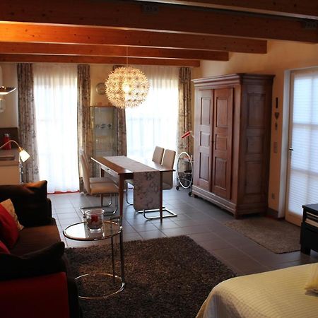 Le Coq Nientiedt Bed and Breakfast Rösrath Εξωτερικό φωτογραφία